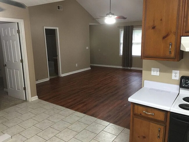 3875 Grand Prix St in Cumming, GA - Building Photo - Building Photo