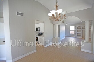 5125 N 78th Dr in Glendale, AZ - Building Photo - Building Photo