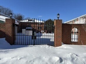 34 Leonard Rd in Boxborough, MA - Building Photo - Building Photo