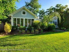 218 Bridge Ave in Bay Head, NJ - Building Photo