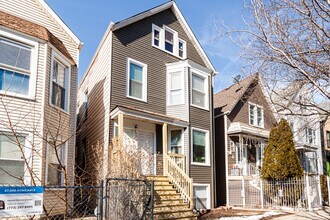 2968 N Ridgeway Ave in Chicago, IL - Building Photo - Building Photo