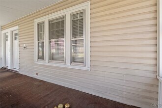 965 Wadsworth St in Syracuse, NY - Building Photo - Building Photo