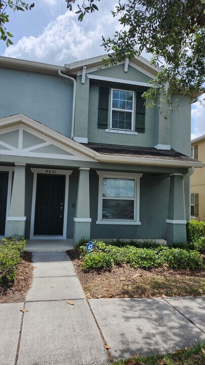 4830 Chatterton Way in Riverview, FL - Building Photo