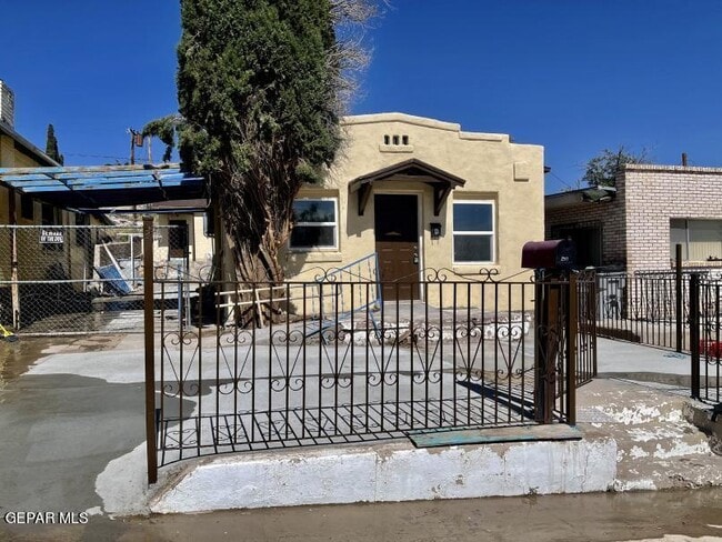 property at 2517 San Jose Ave
