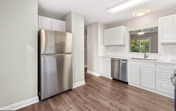 1149 Daffodil Dr in Frederick, MD - Building Photo - Building Photo