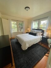 437 NW 6th St, Unit #3- Queen Bed in Corvallis, OR - Foto de edificio - Building Photo