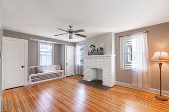 1617 Cloverleaf St in Bethlehem, PA - Building Photo - Building Photo