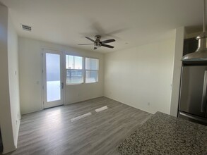 521 Sandpiper Wy in Imperial Beach, CA - Building Photo - Building Photo