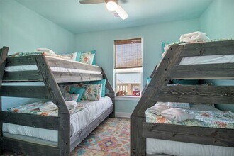 18315 Warrior Dr in Galveston, TX - Building Photo - Building Photo