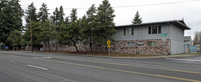 Pacific Crest Apartments in Vancouver, WA - Building Photo - Building Photo