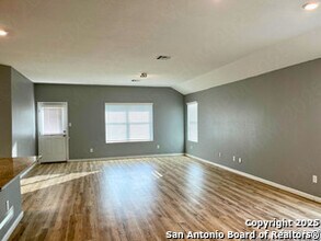 8014 Chanting Bnd in San Antonio, TX - Building Photo - Building Photo
