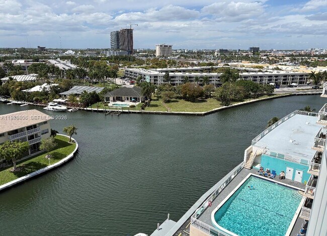 property at 427 Golden Isles Dr