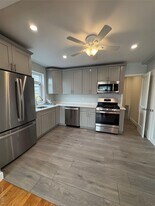 300 Martine Ave in White Plains, NY - Building Photo