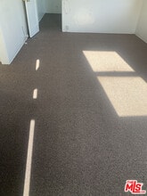 107 W 84th Pl in Los Angeles, CA - Building Photo - Building Photo