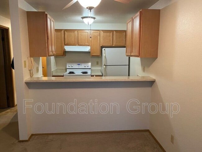 916 N 104th St in Seattle, WA - Building Photo - Building Photo