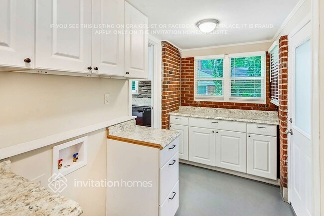 property at 2312 Markham Ct