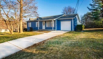 6600 Woodcock Cir in Knoxville, TN - Building Photo