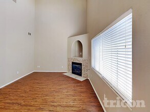 2023 Betty Davis St in Las Vegas, NV - Building Photo - Building Photo