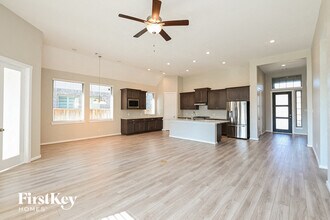 27209 Polo Wind Ct in Magnolia, TX - Building Photo - Building Photo