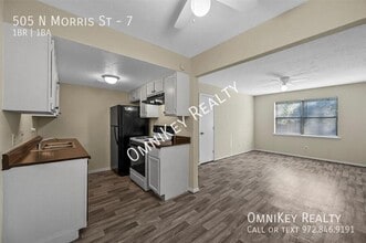 505 N Morris St in Terrell, TX - Building Photo - Building Photo