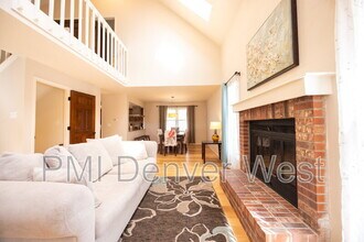 16821 E Hialeah Ave in Centennial, CO - Building Photo - Building Photo