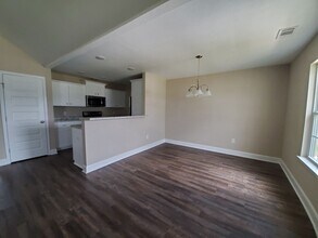 6019 Virginia Pine Ave in Statesboro, GA - Building Photo - Building Photo