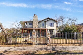 2203 Lindell Ave in Austin, TX - Building Photo - Building Photo