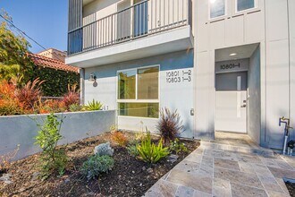 10801 Kling St in Los Angeles, CA - Building Photo - Building Photo