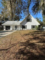 20164 SE 115th Ave in Inglis, FL - Building Photo