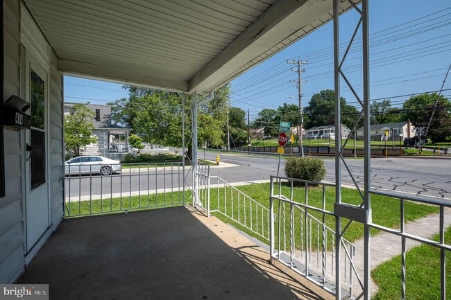 property at 414 N Broadview Blvd