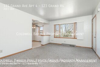 123 Grand Ave-Unit -123 Grand #4 in Brillion, WI - Building Photo - Building Photo