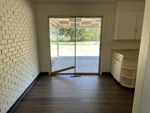 3337 Royal Ave in Eugene, OR - Building Photo - Building Photo