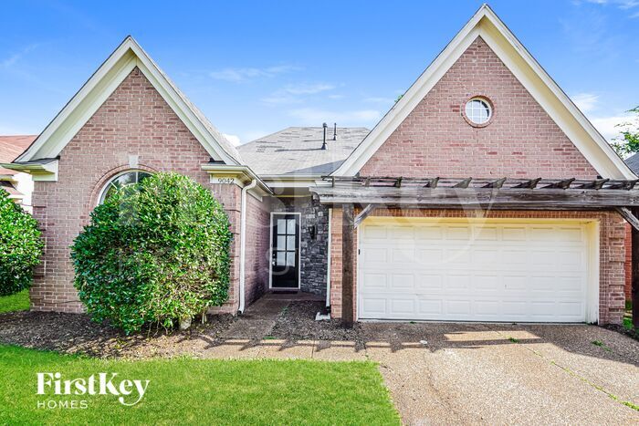 9042 Fulton Ln in Memphis, TN - Building Photo