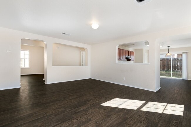 5002 Meridian Farm in San Antonio, TX - Building Photo - Building Photo