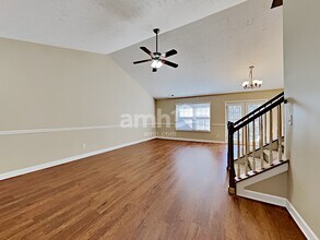 673 Smoky Mountains Dr in Gallatin, TN - Building Photo - Building Photo