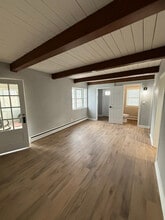 5580 Arrowwood St in Greendale, WI - Building Photo - Building Photo