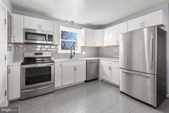 1503 Dixon St in Fredericksburg, VA - Building Photo - Building Photo