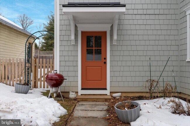 3741 River Rd in Lumberville, PA - Building Photo - Building Photo