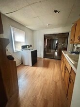 205 S Commercial Ave in Sedgwick, KS - Building Photo - Building Photo