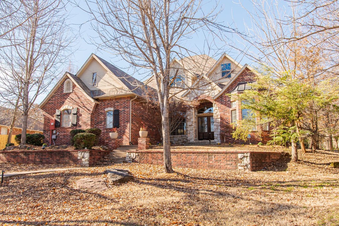 1609 Olde Depot Dr in Edmond, OK - Building Photo