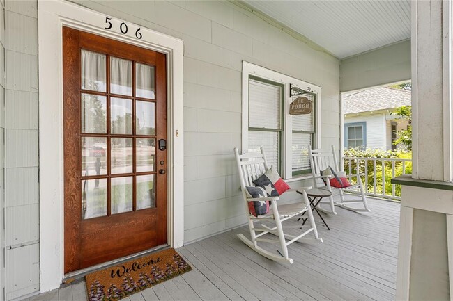property at 506 Higgins St