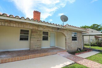 1788 NW 65th St in Miami, FL - Building Photo - Building Photo