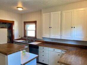 214 Billings St in Quincy, MA - Building Photo - Building Photo