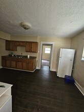4012 Jennings Station Rd in St. Louis, MO - Building Photo - Building Photo