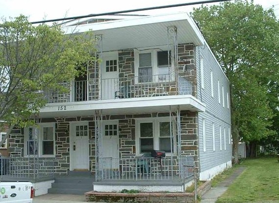 152 E Davis Ave in Wildwood, NJ - Foto de edificio - Building Photo