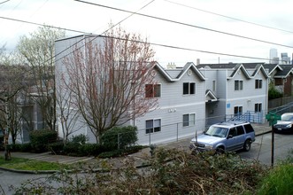 Crosby Queen Anne  Apartments in Seattle, WA - Building Photo - Building Photo