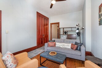 1005 N 2nd St, Unit Riverwalk House in Harrisburg, PA - Building Photo - Building Photo