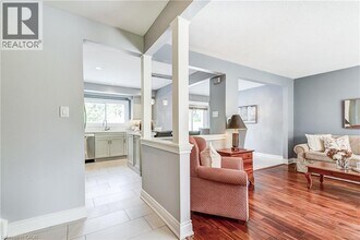 5203 Broughton Crescent in Burlington, ON - Building Photo - Building Photo