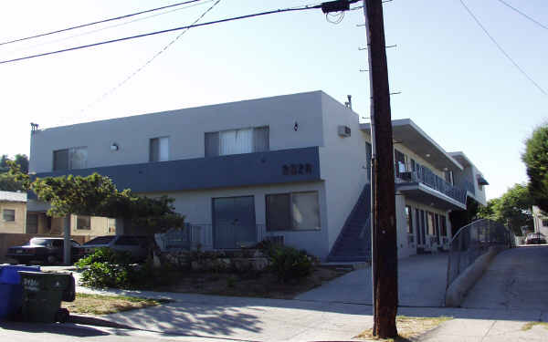 3920 Marathon St in Los Angeles, CA - Building Photo - Building Photo