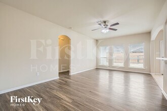 6728 Ohana Pl in Dallas, TX - Building Photo - Building Photo